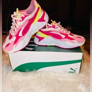 Grade school/Big kid Puma girl size 6 RSV-summer splash